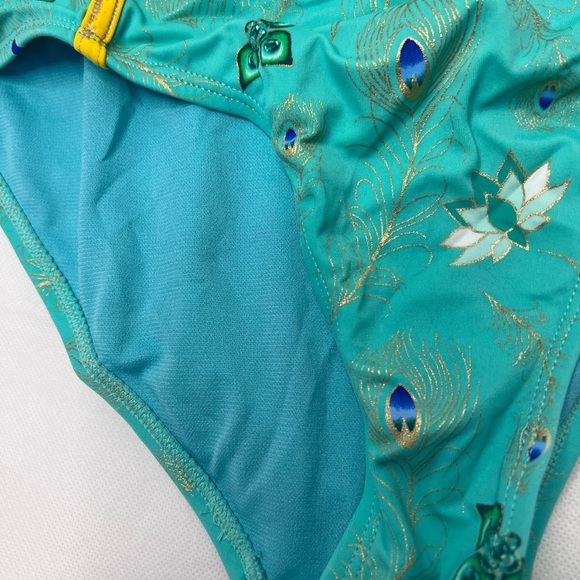 Disney Aladdin Jasmine swimsuit bottom - Picture 9 of 9
